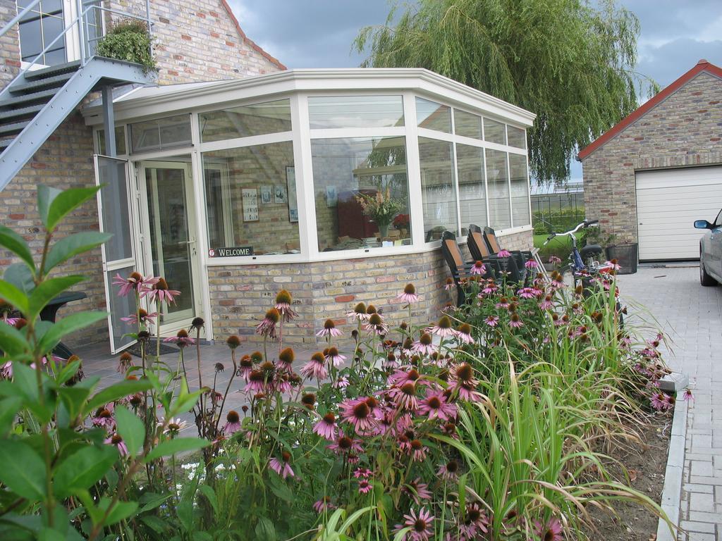 B&B Greenhouse 37 Langemark Exterior photo